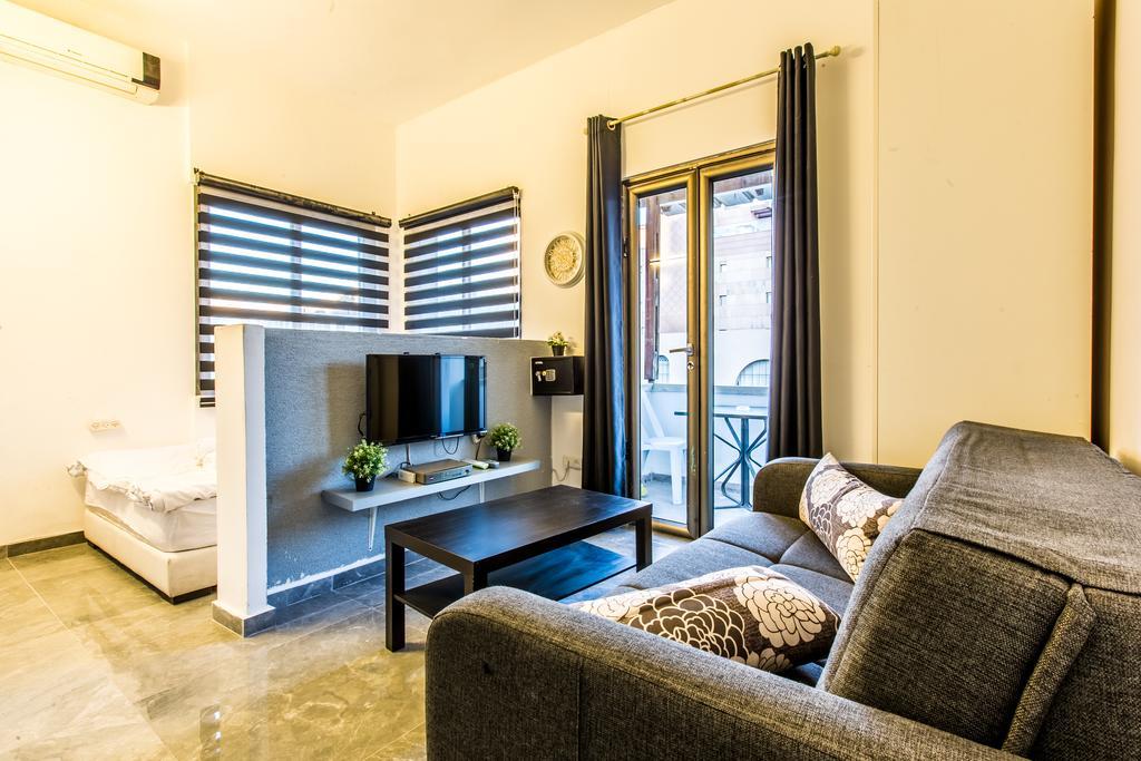 Sunset Beach Apartments 特拉维夫 外观 照片